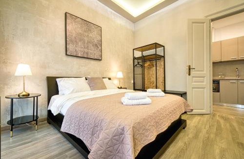 Plaka Apartment | Plaka Filotheis House B