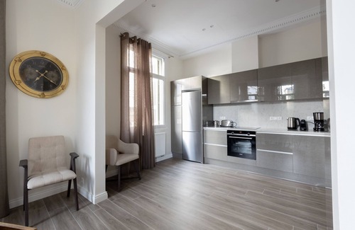 Plaka Apartment | Plaka's Privileged Accommodation