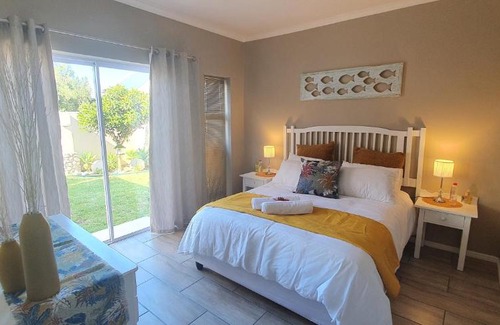 Mykonos House | Plakkies Holiday Accommodation