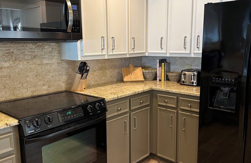 Horseshoe Bay Condo | Plan Your Fall Getaway Now!
