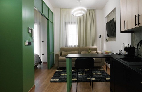 Ioannina Town Centre Apartment | PLANE TREE luxury suites