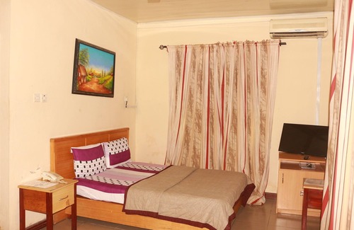 Calabar Hotel | Planet Guest House