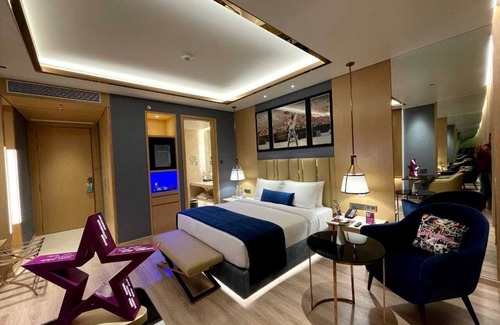 Thane West Hotel | Planet Hollywood