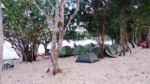 Koh Rong House | Plankton Bungalow and Camping