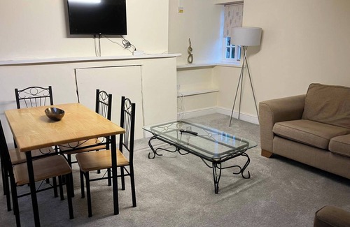 Connah's Quay House | Plas Bellin Terraced