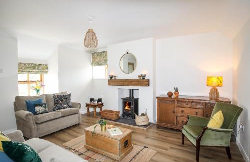 Rhoscolyn House | Plas Coch Rhoscolyn
