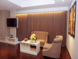 Depok Hotel | Platinum Adisucipto Hotel & Conference Center