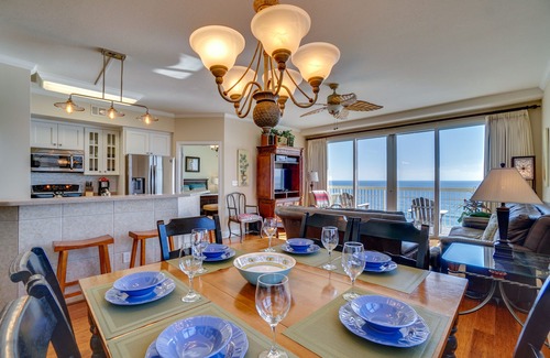 Miramar Beach Condo | Platinum Luxury Ocean Front 3 BR/3 BA West Sunset Corner, Metro Style Decor. nn