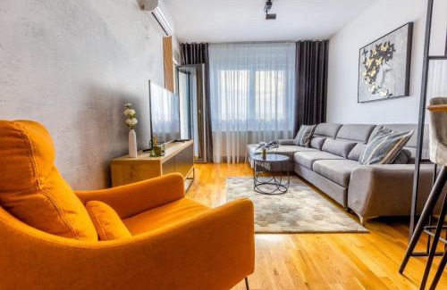 Teslic Apartment | Platinum Luxury Apartment