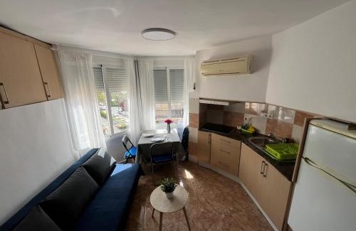 La Pineda Apartment | Platja de la Pineda Studio