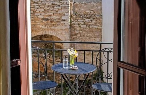Aperathos Apartment | Platsa's House
