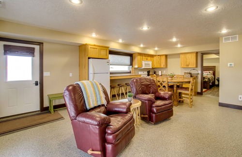 Platte House | Platte Vacation Rental ~ 3 Mi to Missouri River!