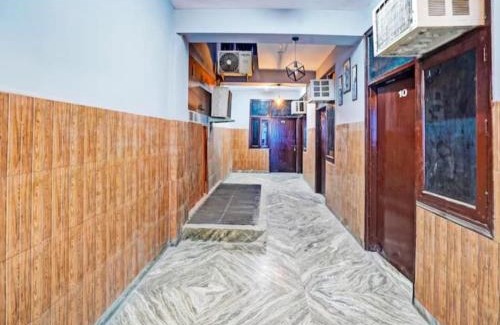 Sector 27 Hotel | PLAY GLORY SEC-18 couple friendly