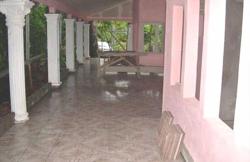 Guaycara House | Play in Dramatic Waterfalls - Swim in Beauty - Sleeps 12