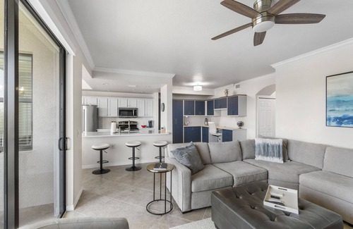 Naples Condo | Play & Stay in Paradise – Updated 2BR with Full Golf Access