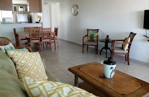 Playa Blanca Apartment | Playa Blanca 3bdrm Balcony Ocean View