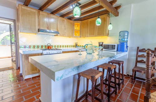 Amapas Condo | Playa Bonita Casa de Risa located on Los Muerto Beach 2BD Condo for rent in Los