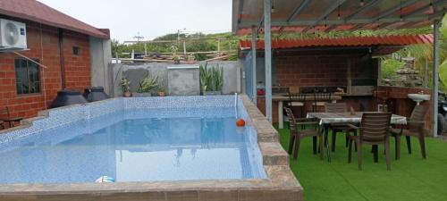 Pedernales House | PLAYA DEL REY