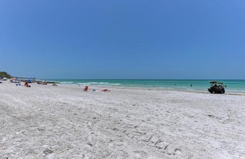 Bradenton Beach House | Playa Esmeralda One Bedroom Cottages