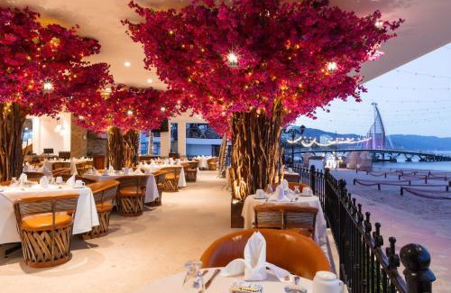 Romantic Zone Hotel | Playa Los Arcos Hotel Beach Resort & Spa