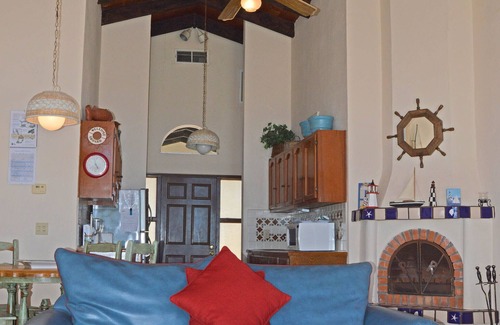 Las Conchas House | Playa Romantica: Cozy beachfront in Las Conchas w/few stairs & awesome views