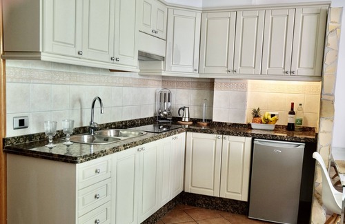 Playa San Juan Apartment | Playa San Juan, 2 room apartment close to the beach me WiFi