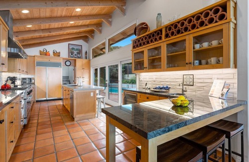 Beach Barber Tract House | Playa Vista La Jolla | Private Beach Access + Pool