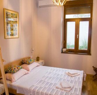 Mostar Apartment | Plaza del Oriente Old Town
