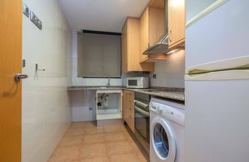 La Nova Esquerra de l'Eixample Apartment | Plaza España 2 bedroom with balcony