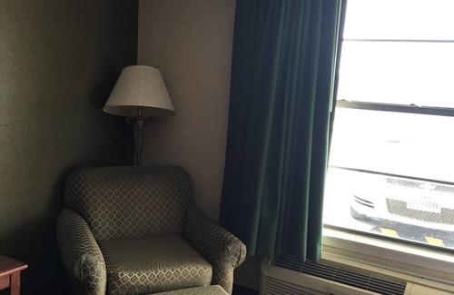 Big Spring Hotel | Plaza Inn Big Spring