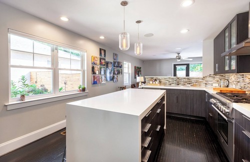 Plaza Midwood House | Plaza Midwood Home, Near Charlotte + Hot Tub + Walkable Hotspots