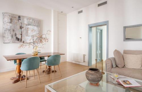 El Arenal Apartment | Plaza Nueva 2 Bedrooms & 2 Bathrooms