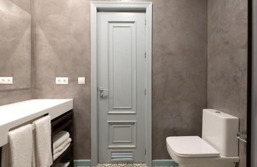 El Arenal Apartment | Plaza Nueva 2 Bedrooms & 2 Bathrooms