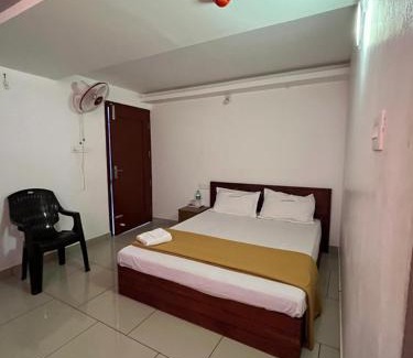 Vadakara Hotel | Plaza Residency