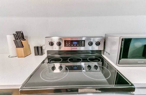 Central Oklahoma City Apartment | Plaza Southwest - Trendy 2Bed Apt