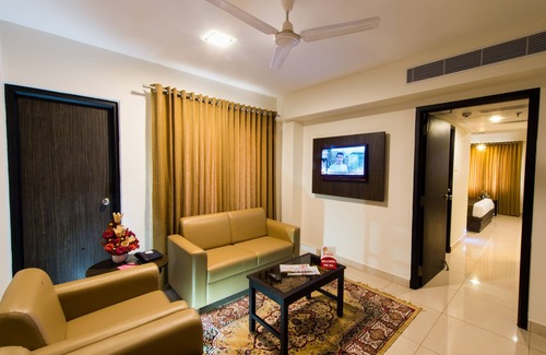 Tiruchirappalli Hotel | Plazza hotel , Trichy