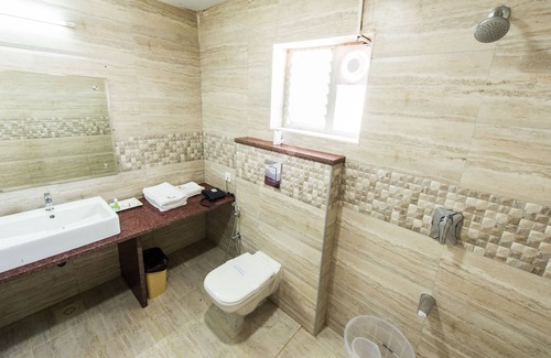 Tiruchirappalli Hotel | Plazza hotel , Trichy