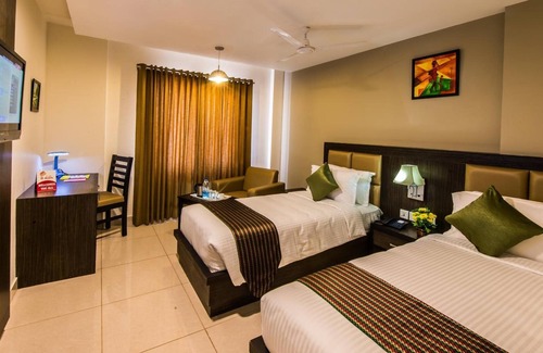 Tiruchirappalli Hotel | Plazza hotel , Trichy
