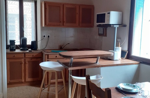 Saint-Jean-de-Ceyrargues House | Pleasant village house near Nimes with terrace and games room