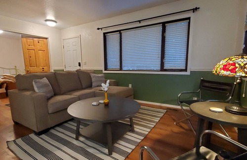 Wasilla House | Pleasant 2-bedroom house in Wasilla