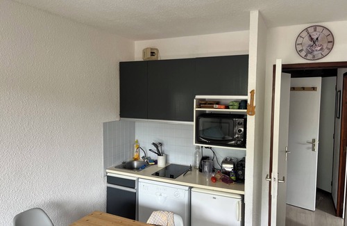 Les Claux Apartment | Pleasant 6-person apartment in Vars facing the slopes