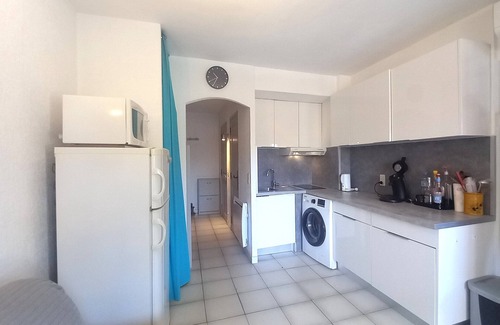 Miramar Apartment | Pleasant air-conditioned T2 Nice cosy 25m² terrace