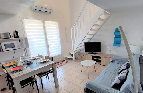 Sainte-Marie-la-Mer House | Pleasant air-conditioned family villa with shared pool, a stone's throw from the sea