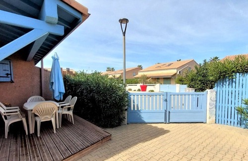 Sainte-Marie-la-Mer House | Pleasant air-conditioned family villa with shared pool, a stone's throw from the sea