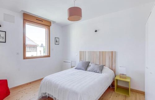 Challerange House | Pleasant Cottage in Challerange