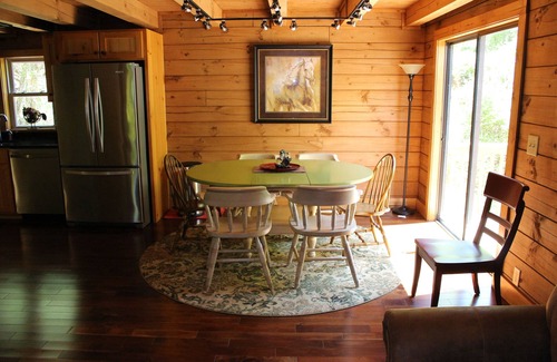 Rutherfordton Cabin | Pleasant Country Cabin - Approx 8 minutes to TIEC