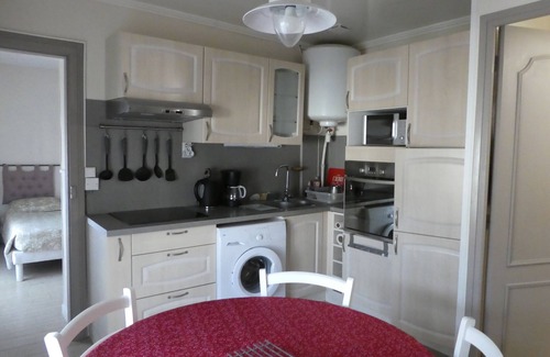 Lamalou-les-Bains Apartment | Pleasant F2 with air conditioning for curists or holidaymakers in Lamalou les Bains