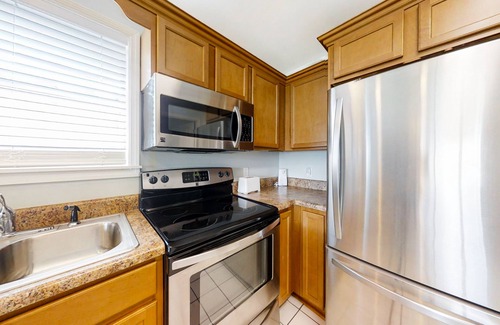 Seagrove Beach Condo | Pleasant first-floor condo with pool & cable