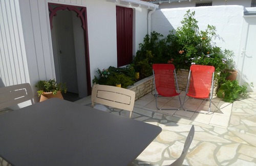 Quartier du Casino House | Pleasant holiday home 4/5 p. ideally located, less than 100 m from the beach