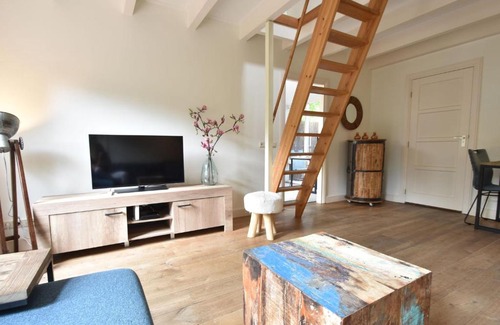 Schoorldam House | Pleasant Holiday Home in Schoorl near the Beach
